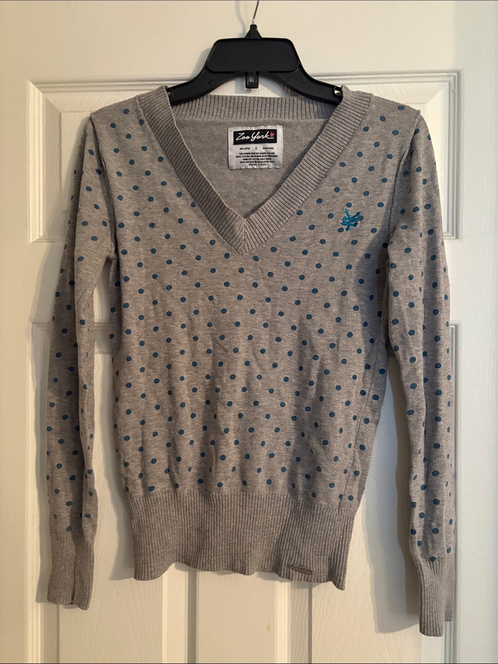 Zoo York Gray Polka Dot V-Neck Sweater